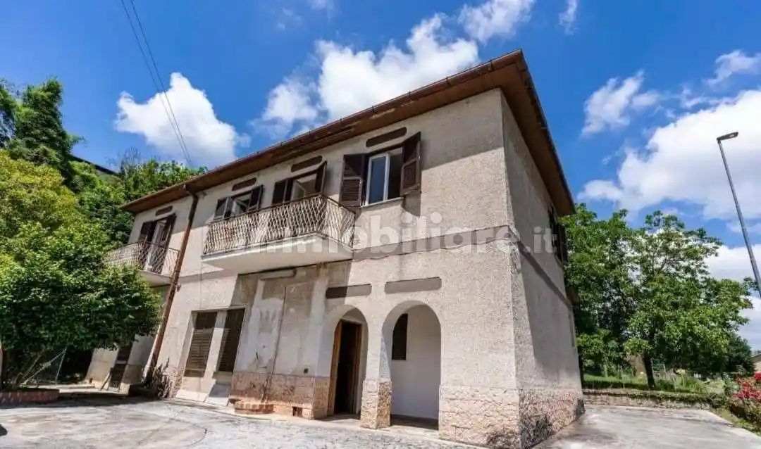 Appartamento in vendita a Artena