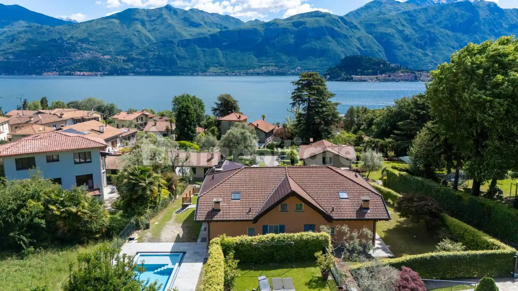 Villa in vendita a Griante