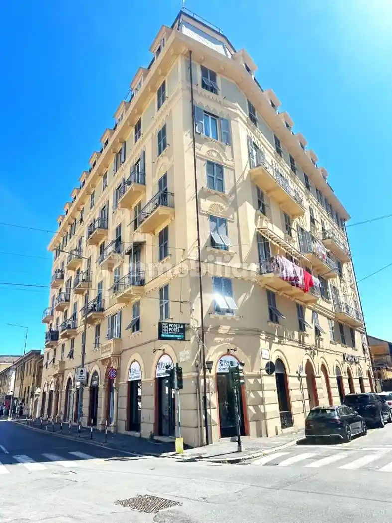 Appartamento in vendita a Genova