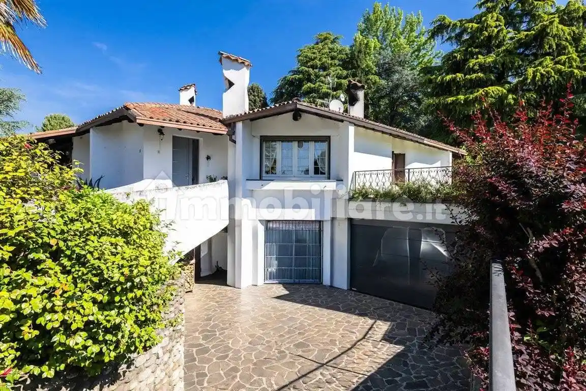 Villa in vendita a Credaro