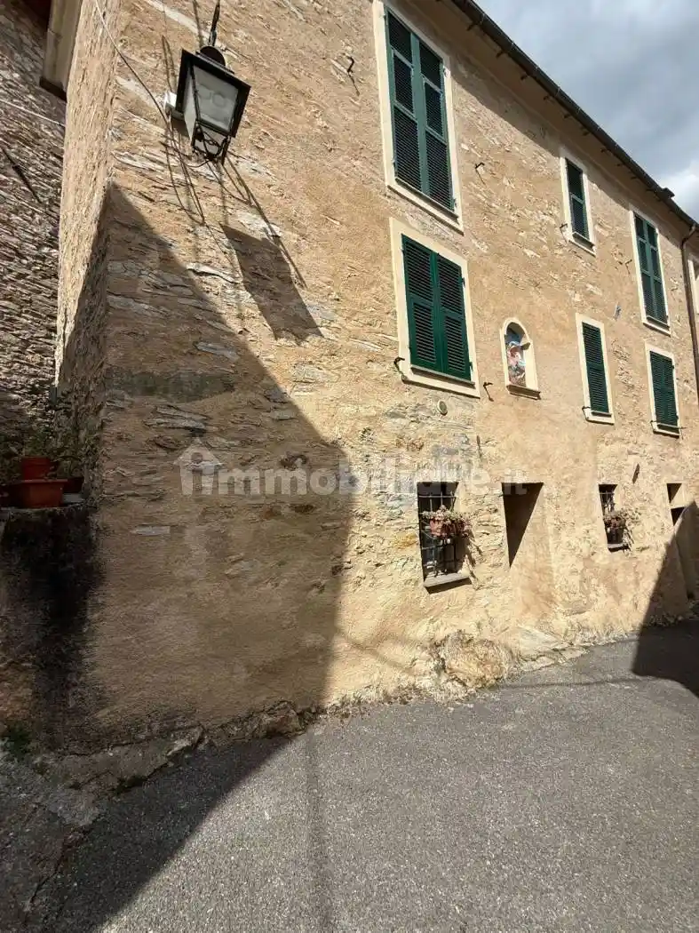 Casa indipendente in vendita a Alto