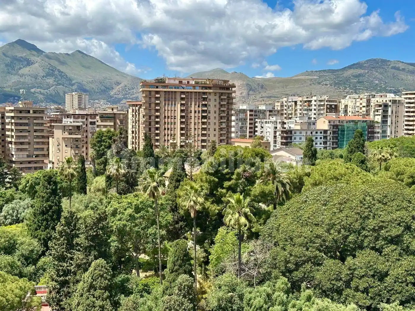 Appartamento in vendita a Palermo