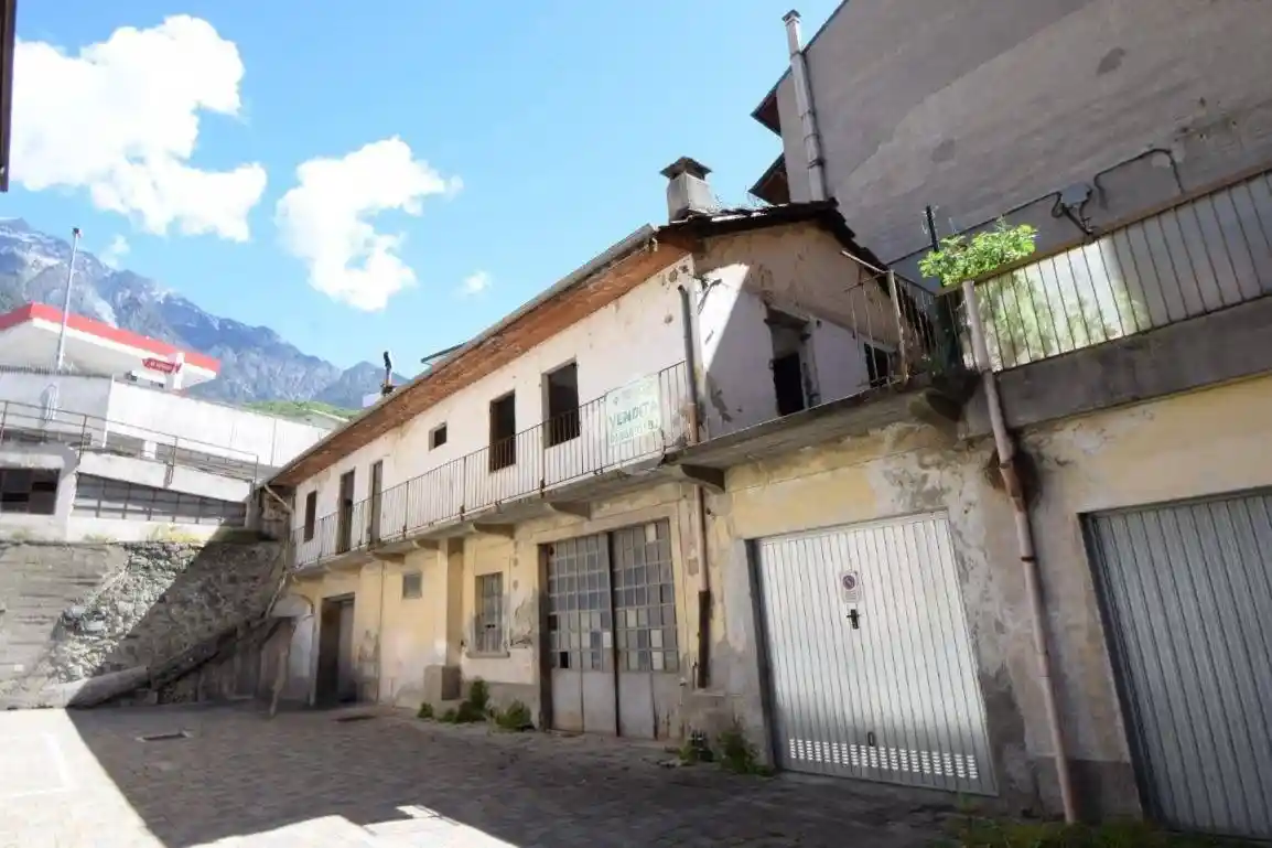 Casa indipendente in vendita a Saint-Vincent