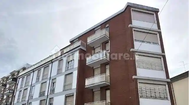 Appartamento in vendita a Livorno
