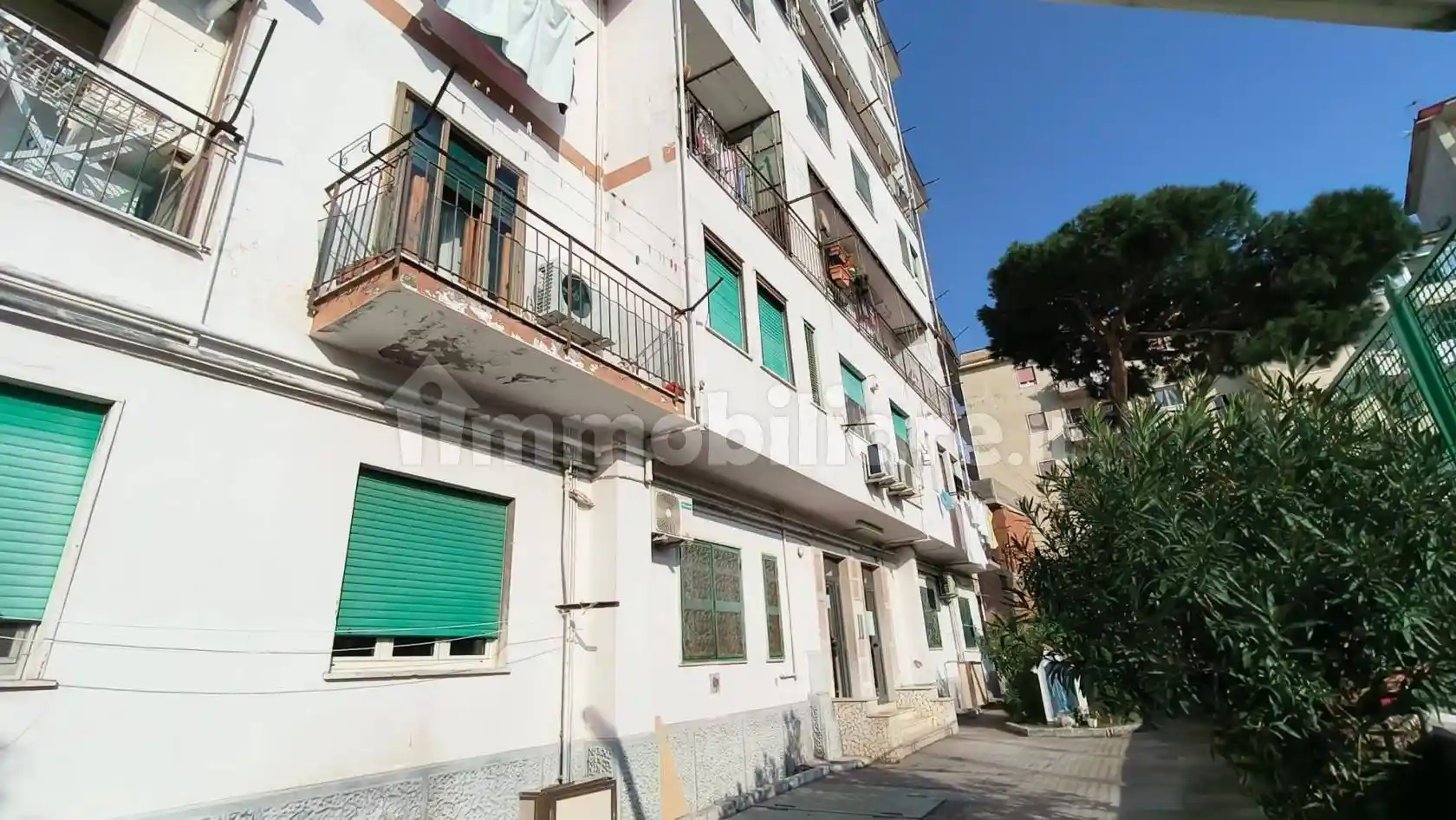 Appartamento in vendita a Napoli