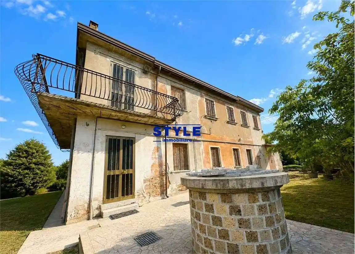 Rustico - Casale in vendita a Mira