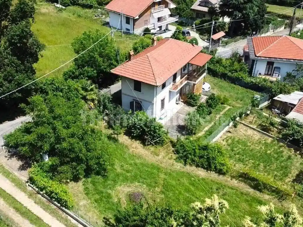 Villa in vendita a Val della Torre