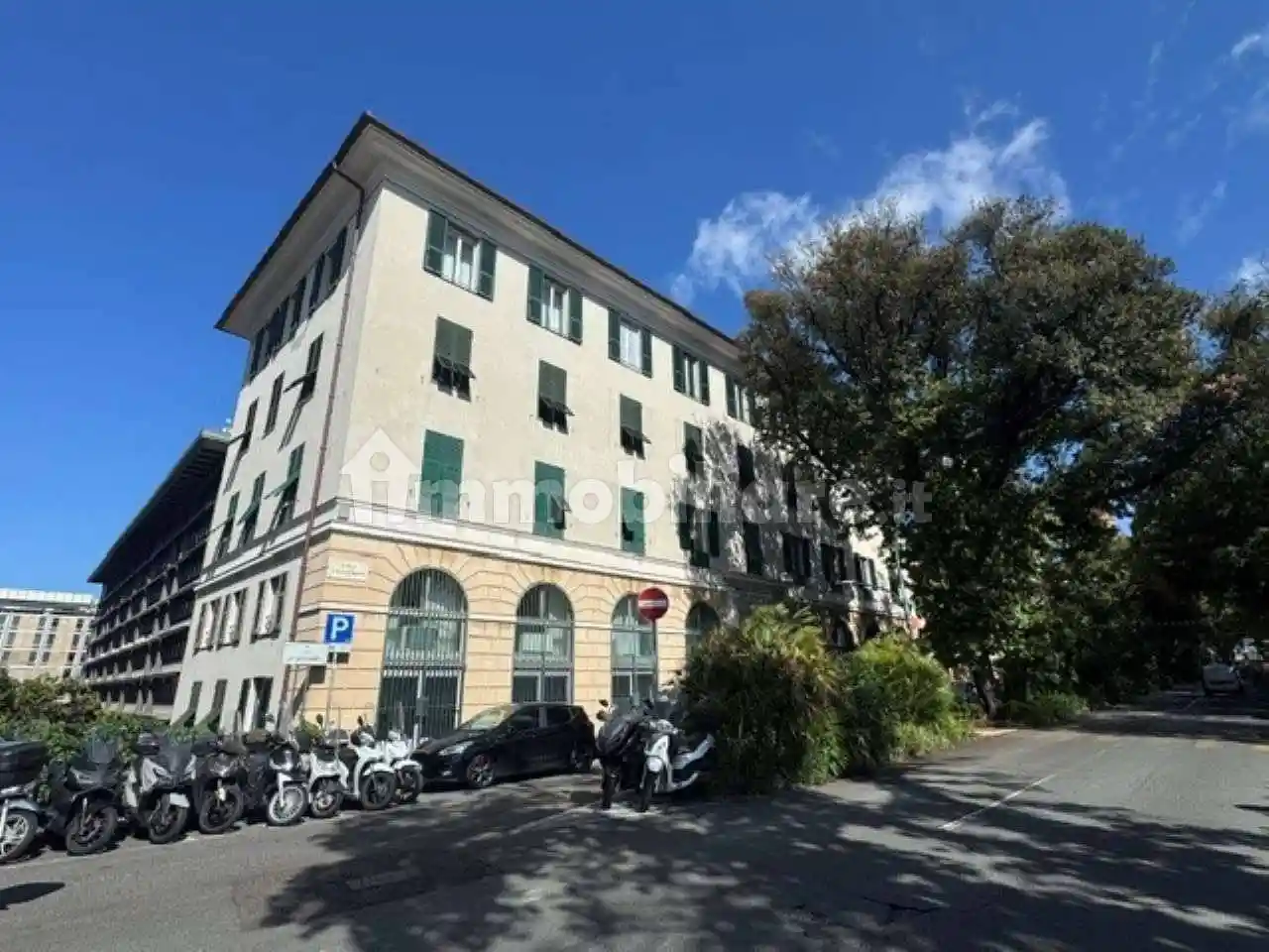 Appartamento in vendita a Genova