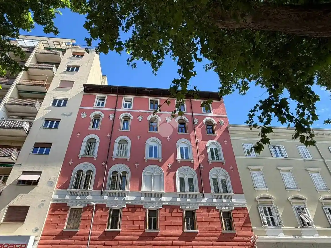 Appartamento in vendita a Trieste