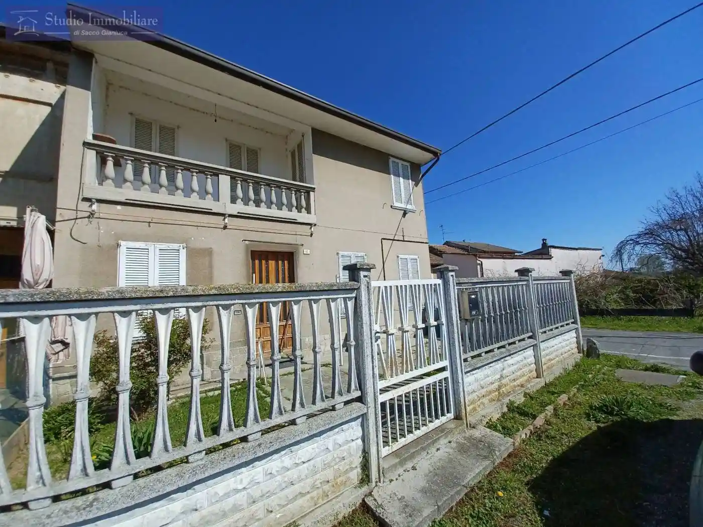 Casa indipendente in vendita a Rea