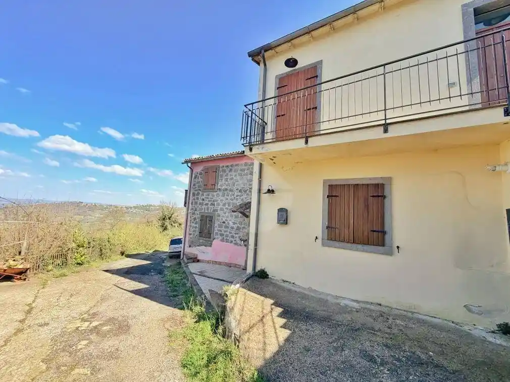 Villa in vendita a Montefiascone