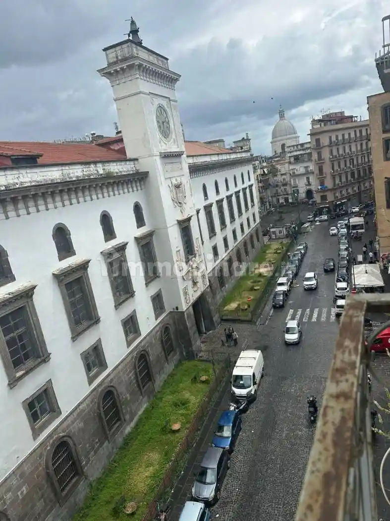 Appartamento in vendita a Napoli
