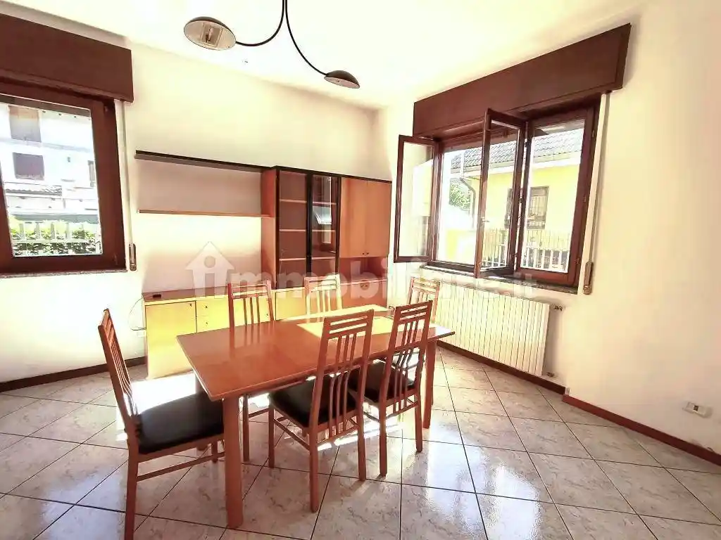 Appartamento in vendita a Seveso