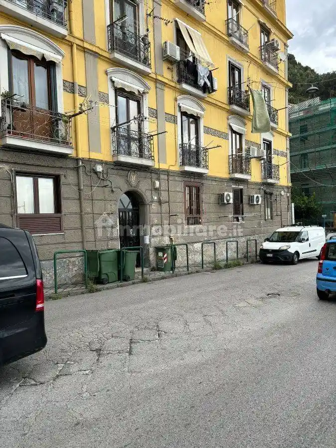 Appartamento in vendita a Salerno
