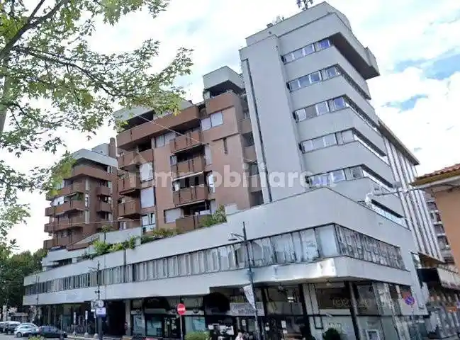 Appartamento in vendita a Desio