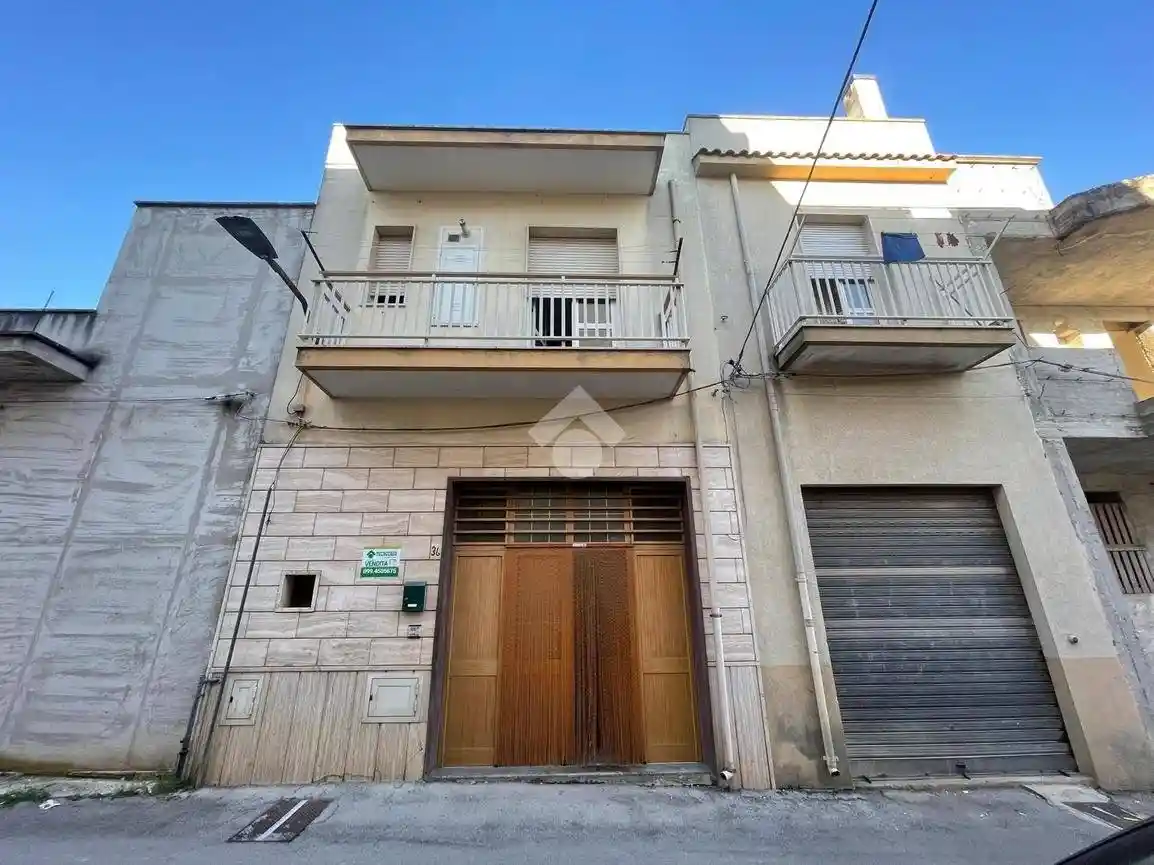 Casa indipendente in vendita a Villa Castelli