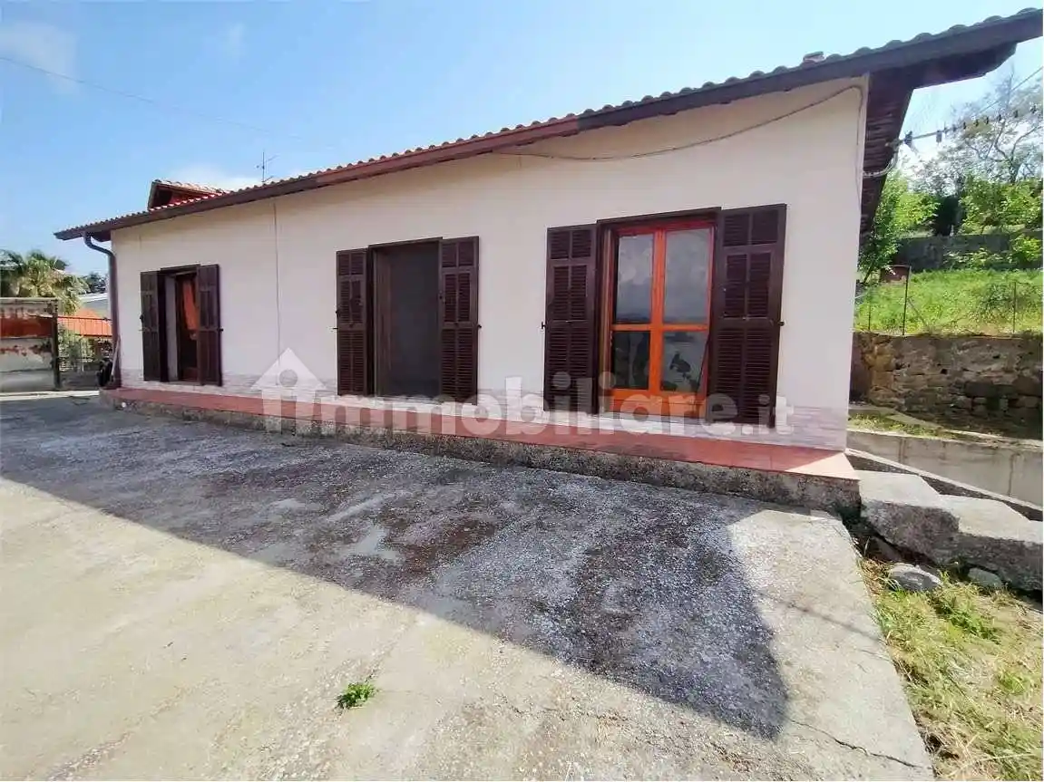 Casa indipendente in vendita a Sanremo