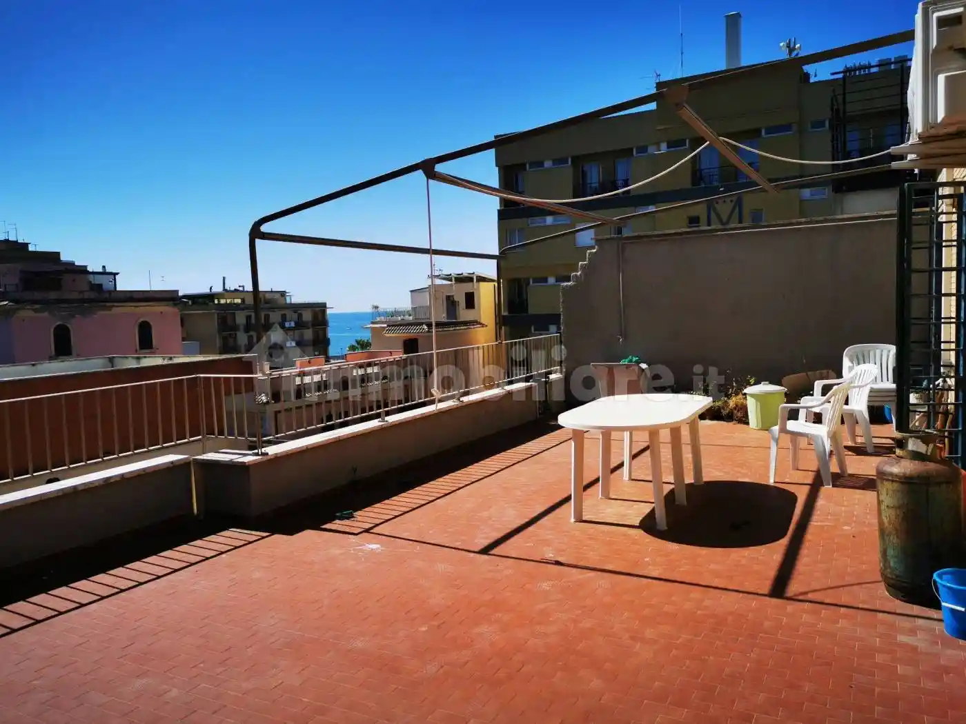 Appartamento in affitto a Ladispoli