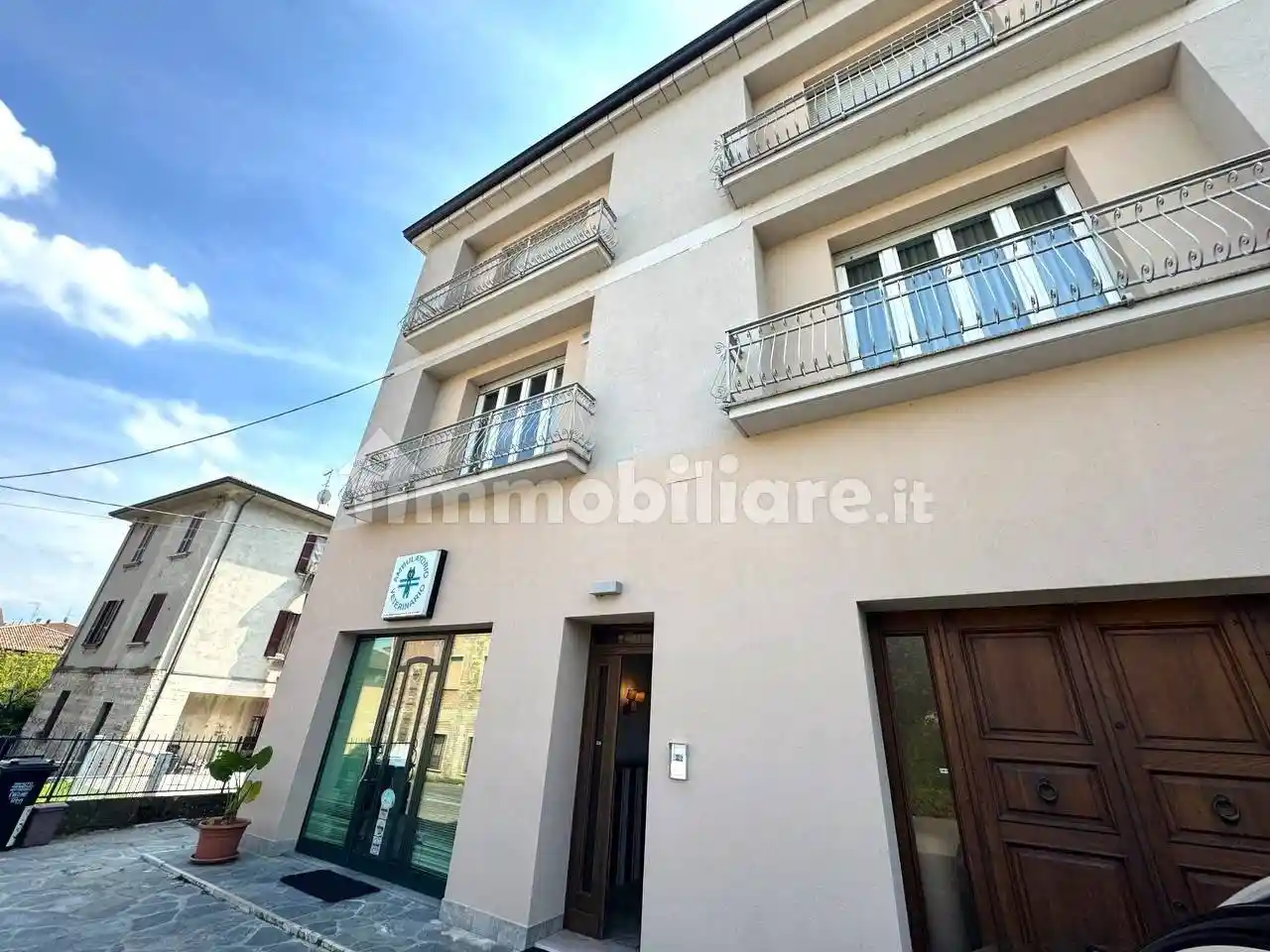 Palazzo - Edificio in vendita a Lugagnano Val d'Arda