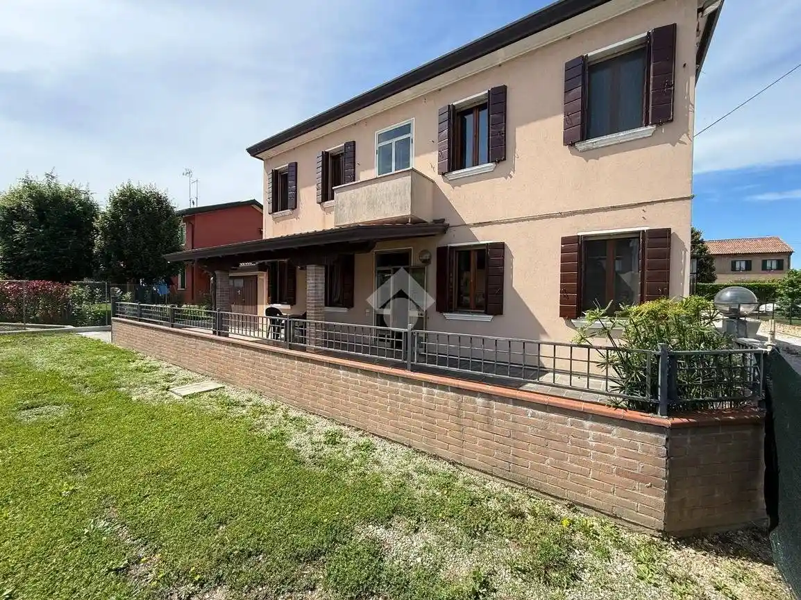 Casa indipendente in vendita a Mirano