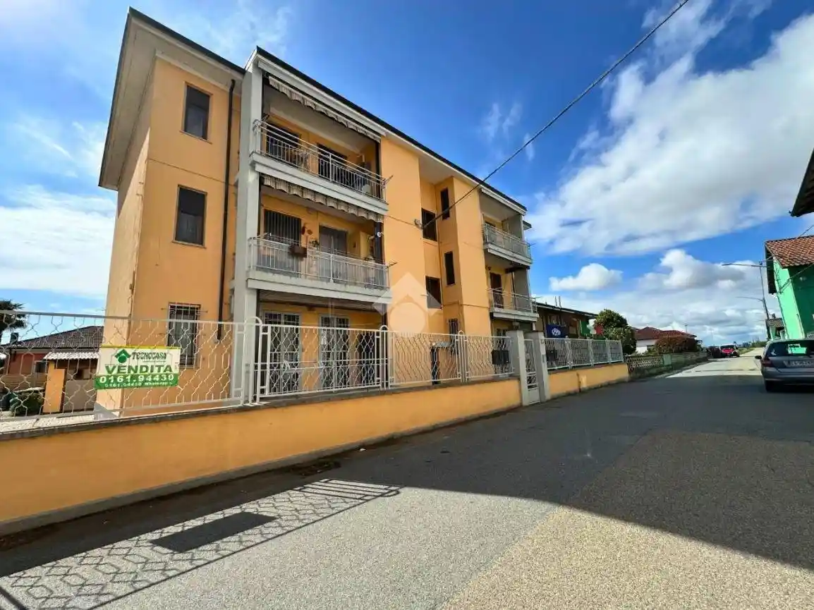 Appartamento in vendita a Tronzano Vercellese