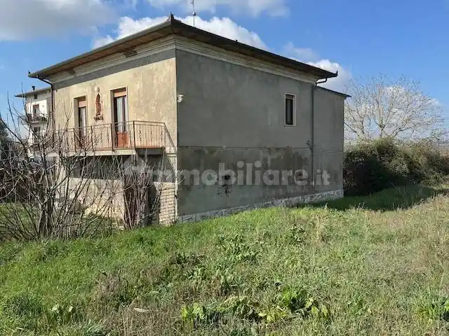 Rustico - Casale in vendita a Foiano della Chiana