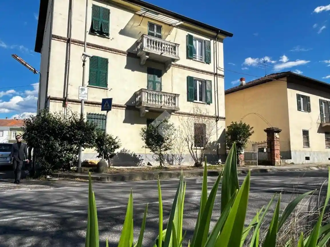 Palazzo - Edificio in vendita a Novi Ligure
