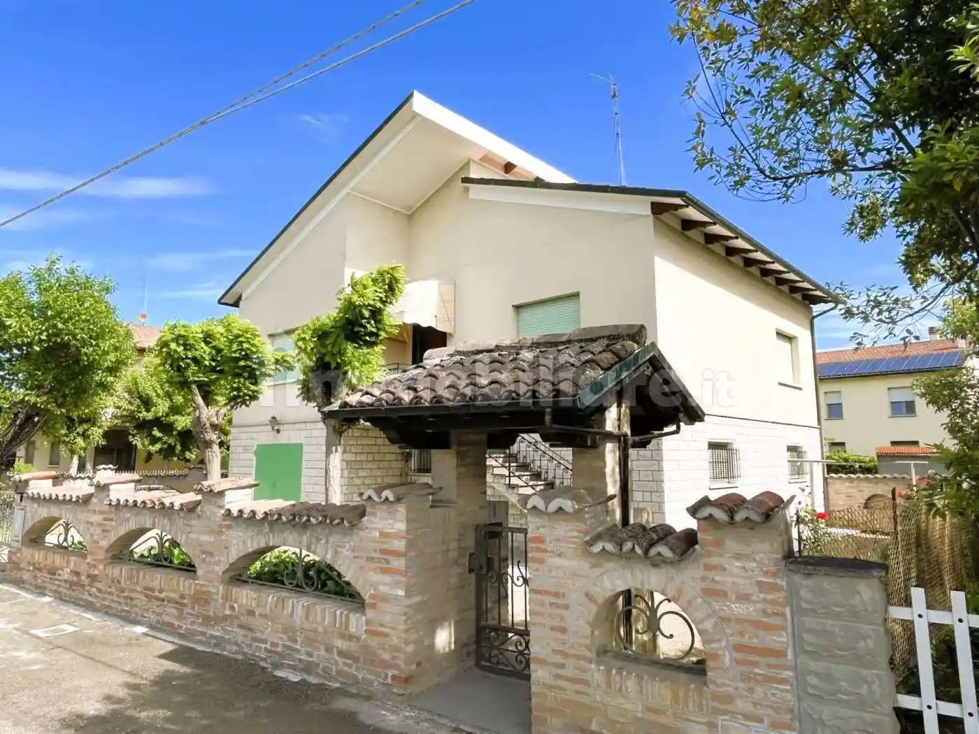 Villa in vendita a Medicina