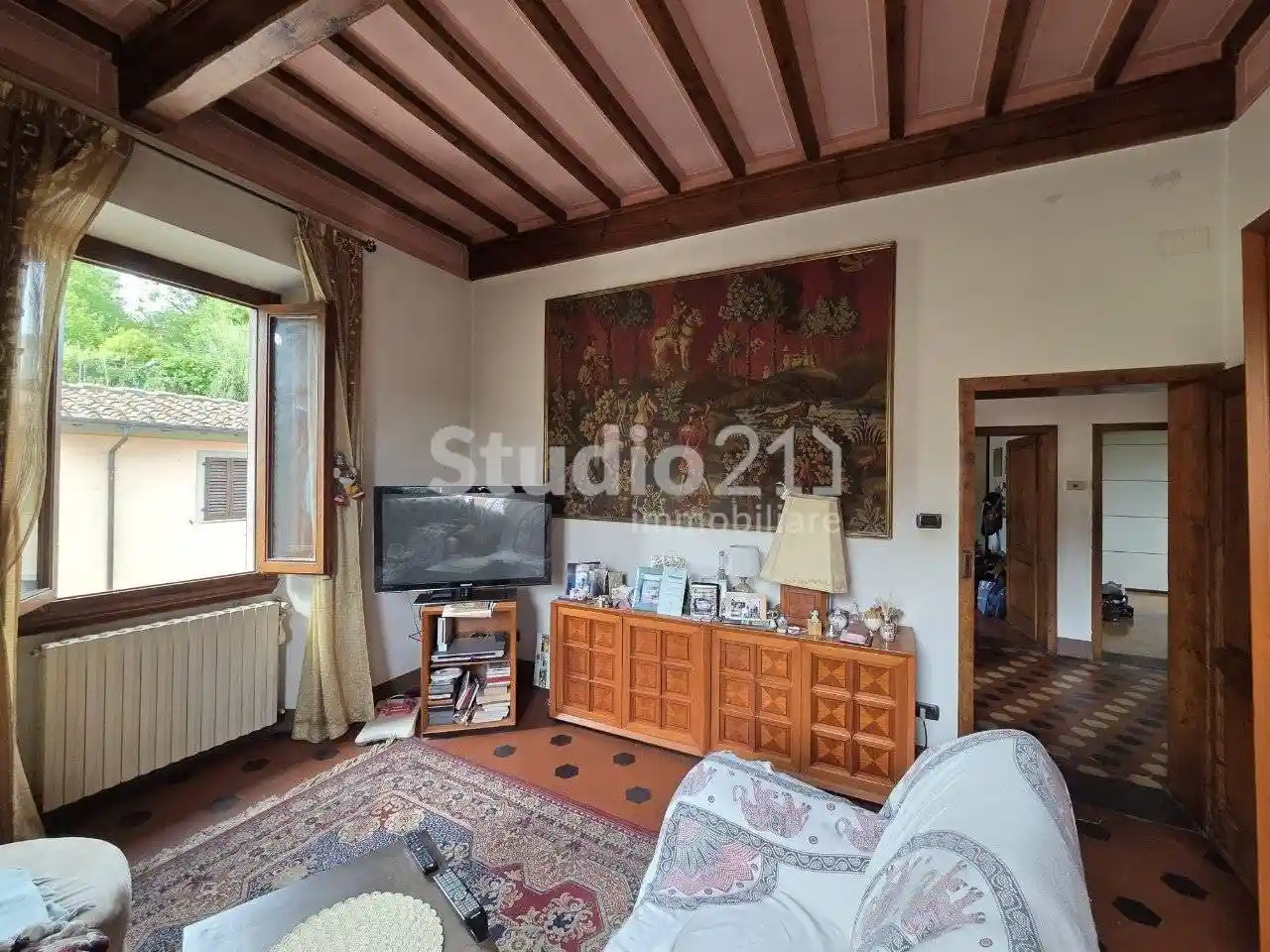 Appartamento in vendita a Reggello