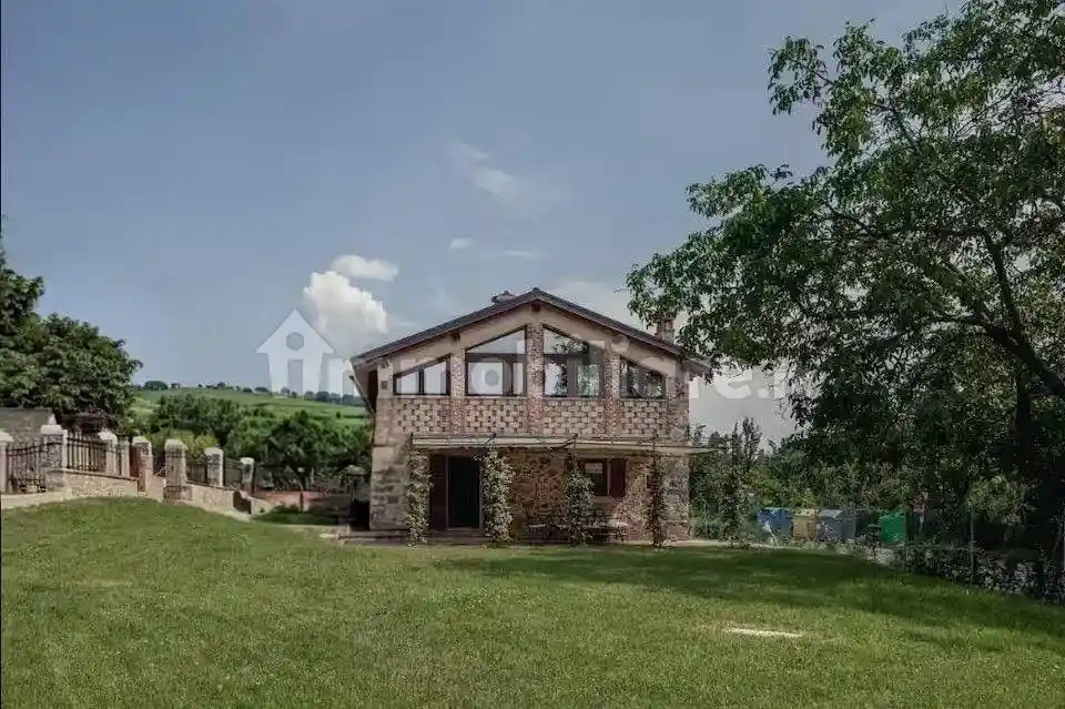 Villa in affitto a Monzuno