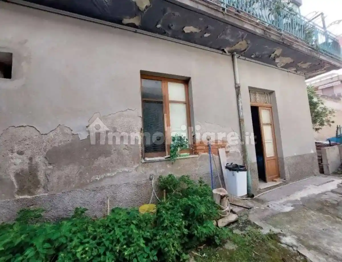 Appartamento in vendita a Brolo