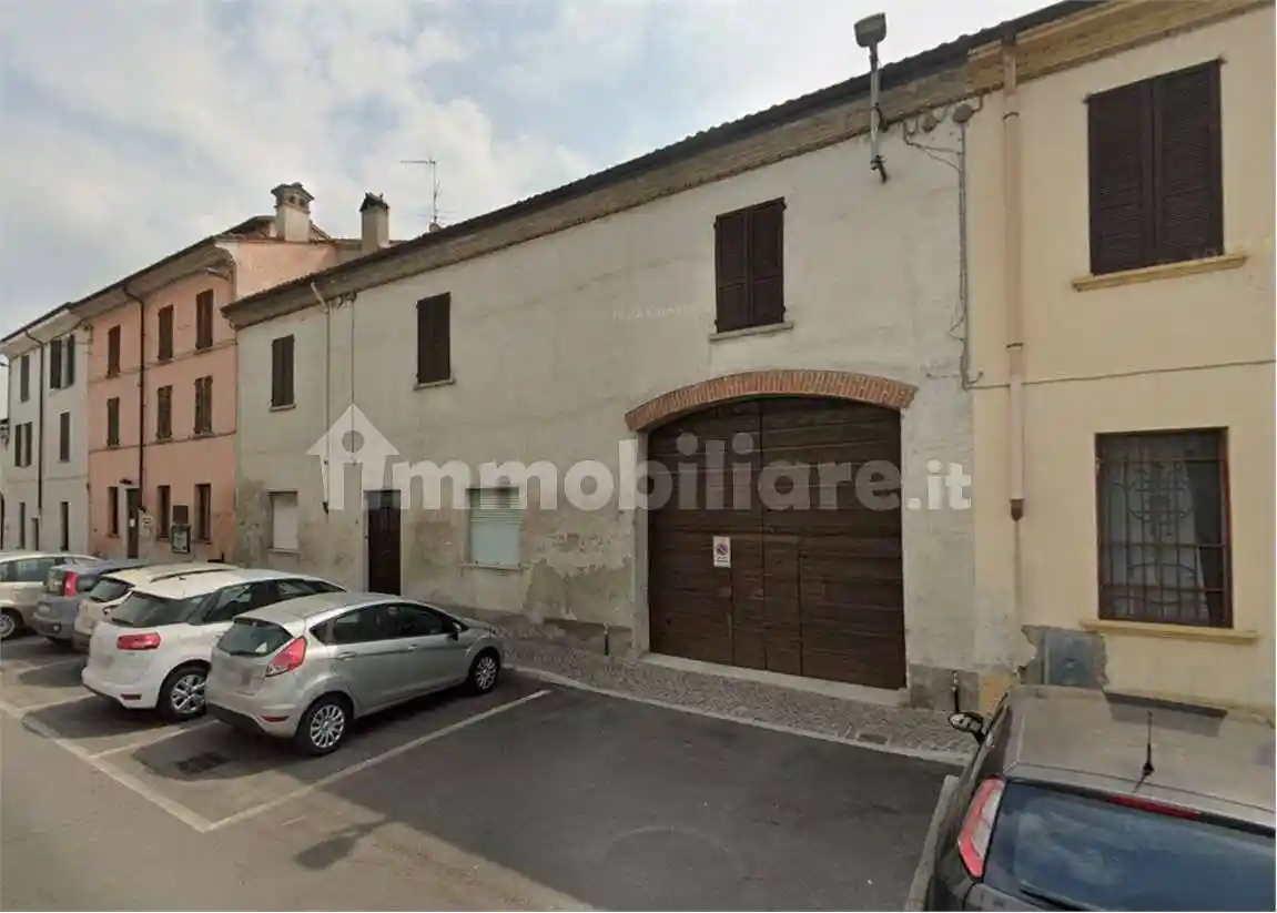 Casa indipendente in vendita a Piadena Drizzona