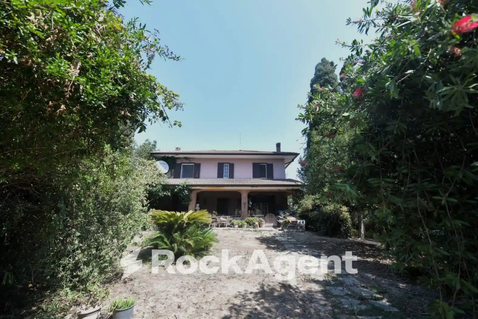 Villa in vendita a Latina