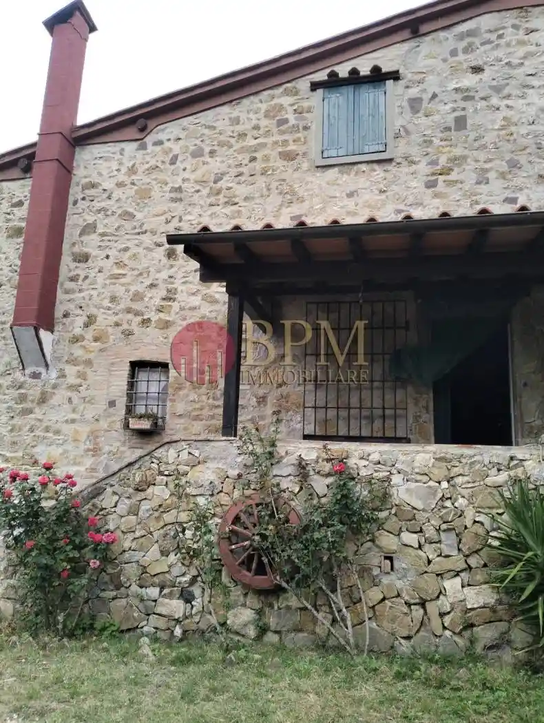 Rustico - Casale in vendita a Rosignano Marittimo