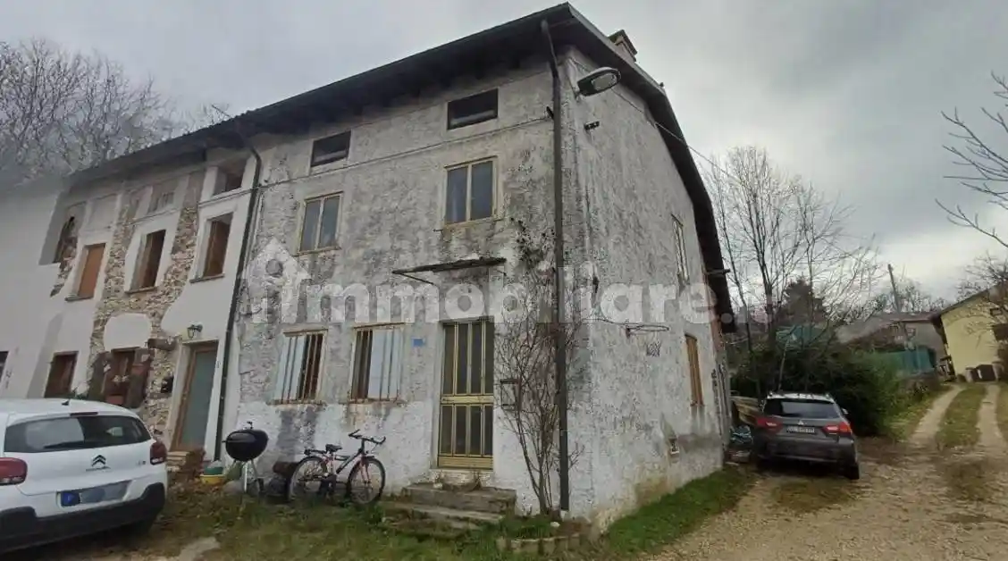 Casa indipendente in vendita a Schio
