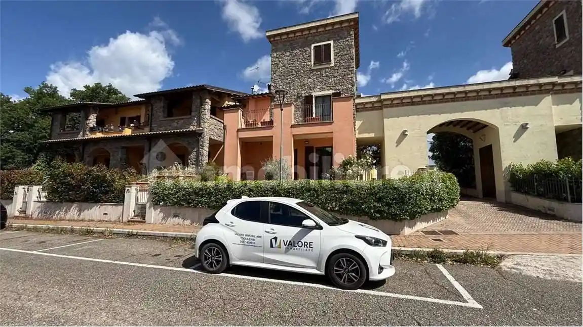 Appartamento in vendita a Todi