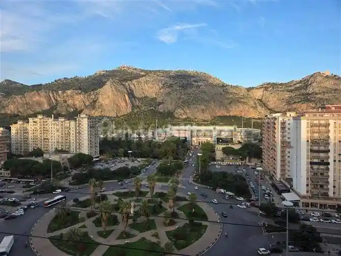 Appartamento in vendita a Palermo