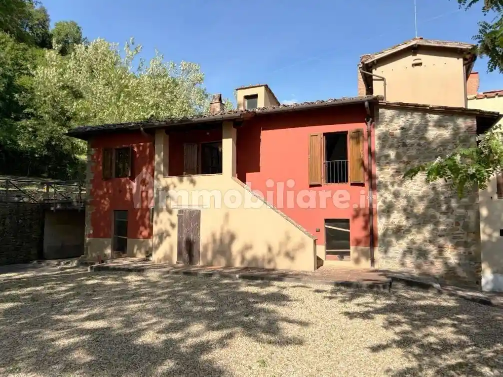 Casa indipendente in vendita a Terranuova Bracciolini