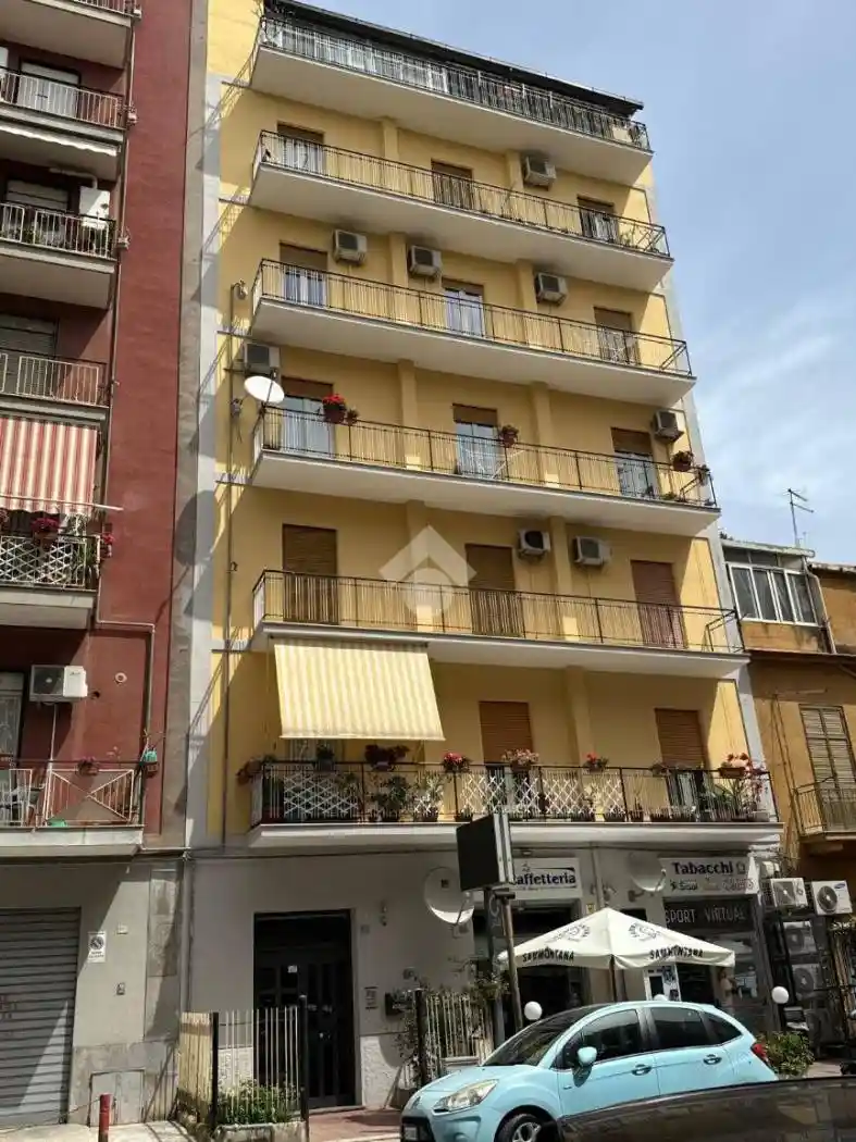 Appartamento in vendita a Palermo