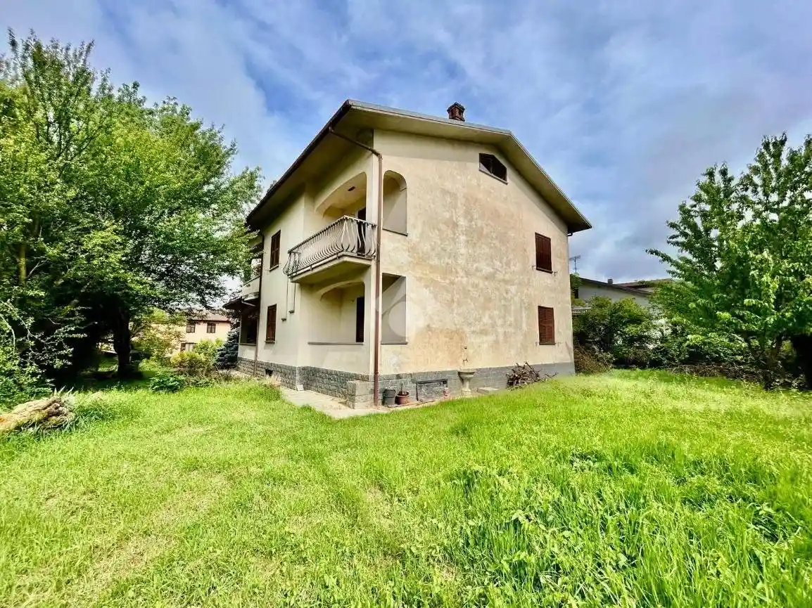 Villa in vendita a Capriata d'Orba