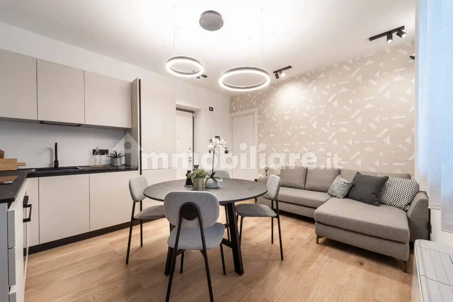 Appartamento in vendita a Bologna
