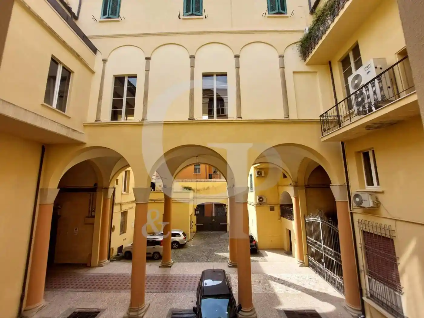 Appartamento in vendita a Bologna