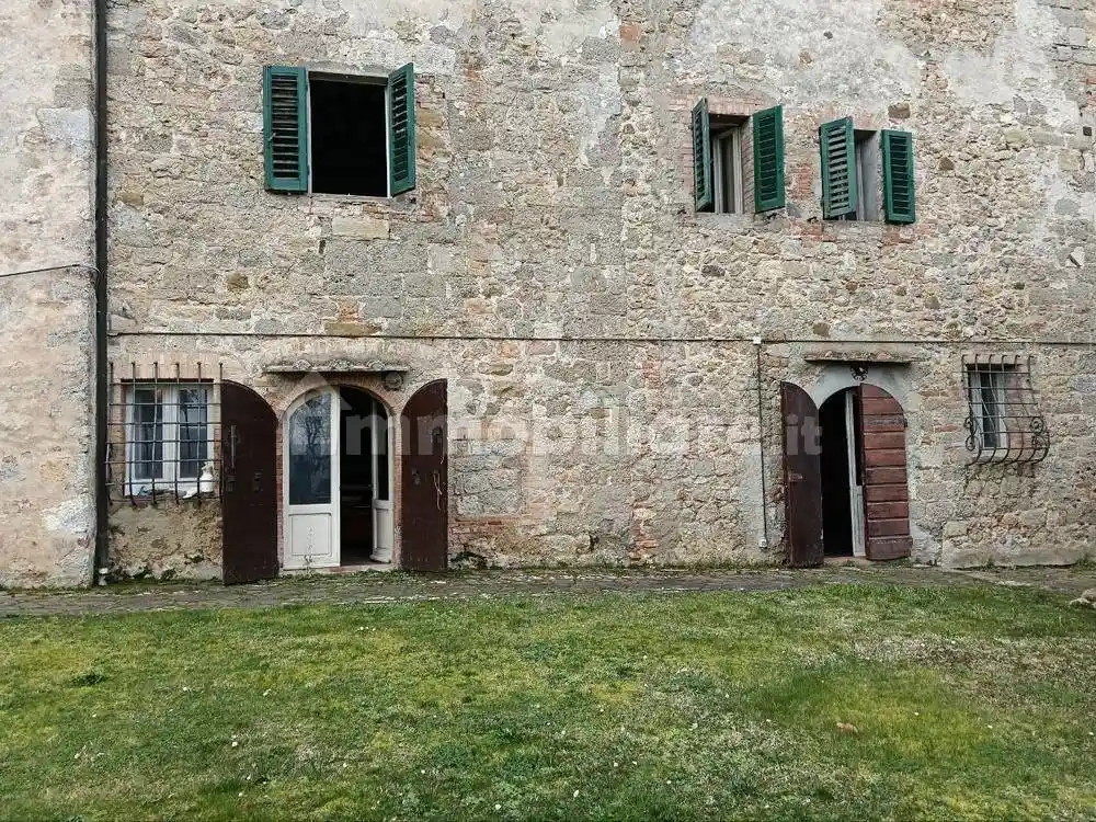 Rustico - Casale in vendita a Casole d'Elsa
