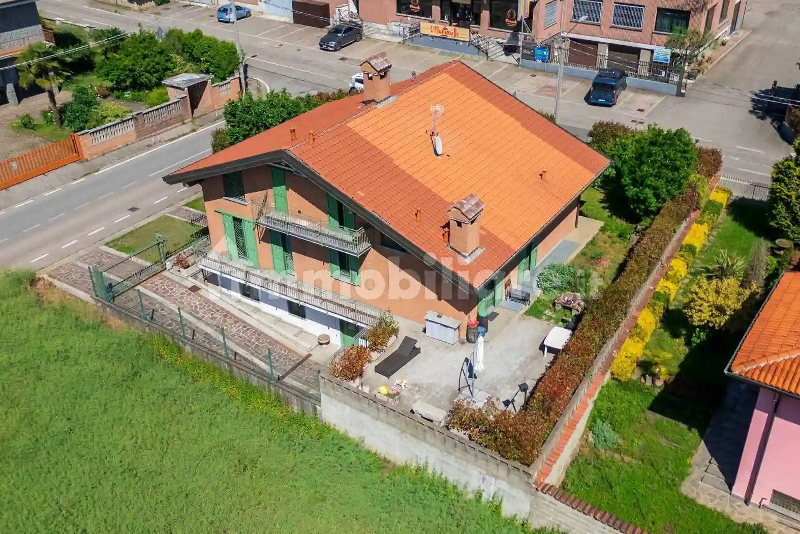 Villa - foto 2