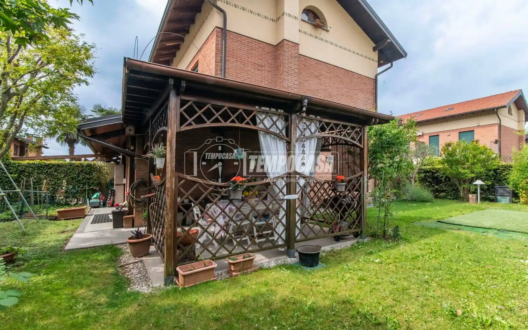 Villetta a schiera in vendita a Fenegrò