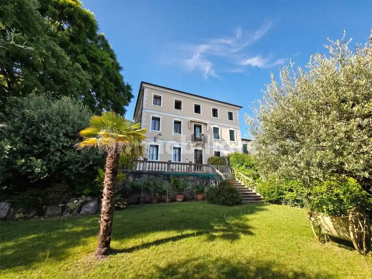 Villa in vendita a Borso del Grappa