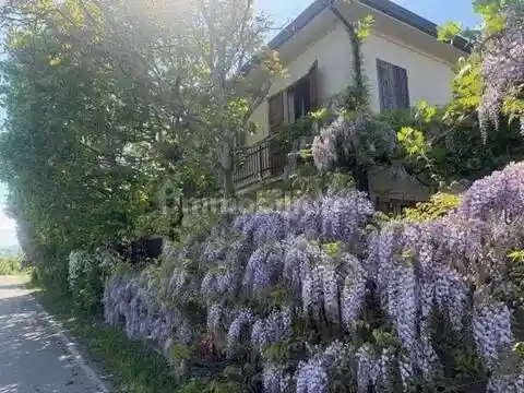 Villa in vendita a Traversetolo