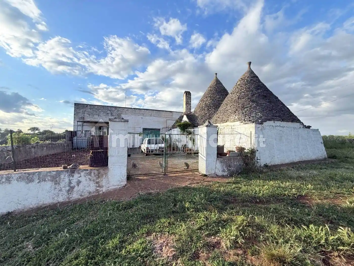 Rustico - Casale in vendita a Noci
