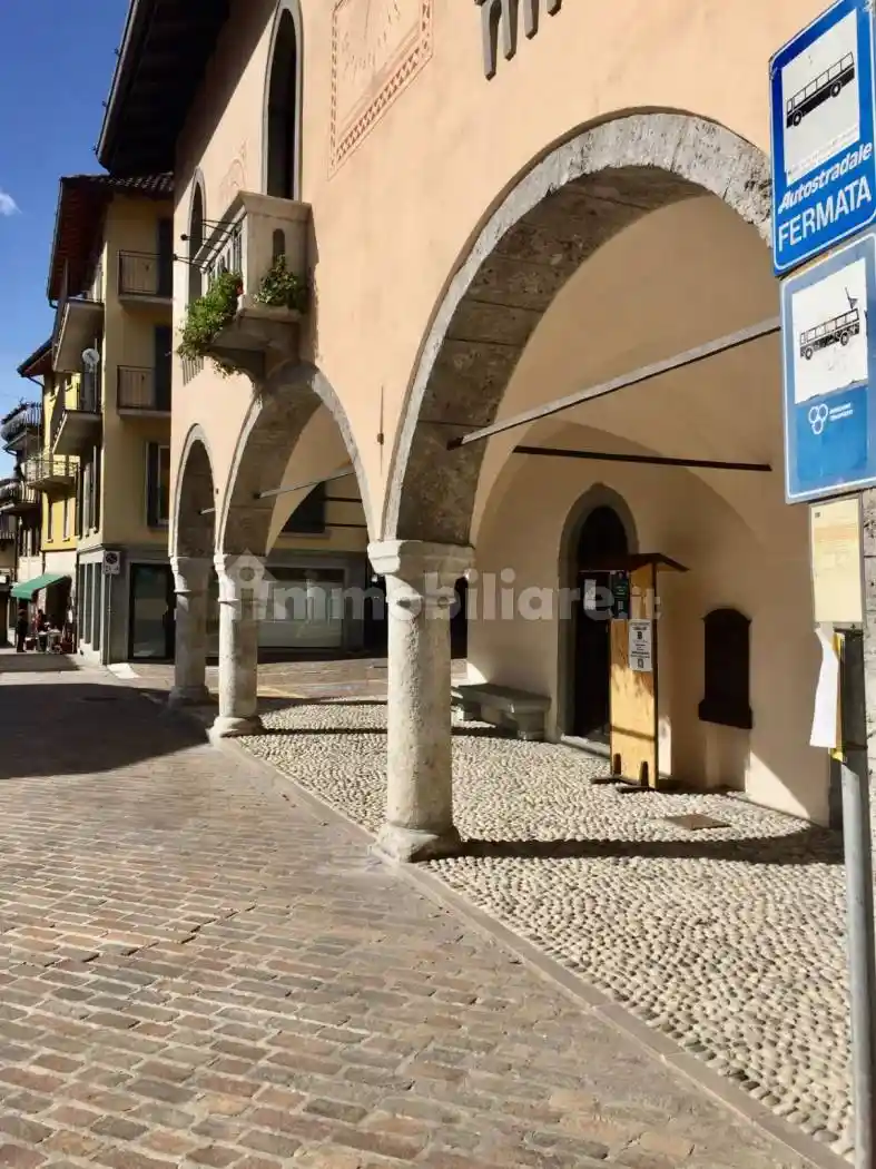 Appartamento in vendita a Castione della Presolana