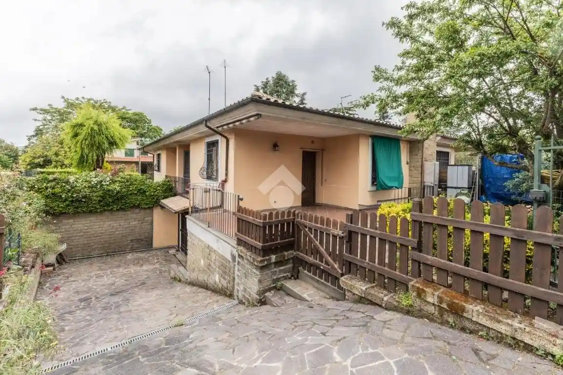 Villa in vendita a Manziana